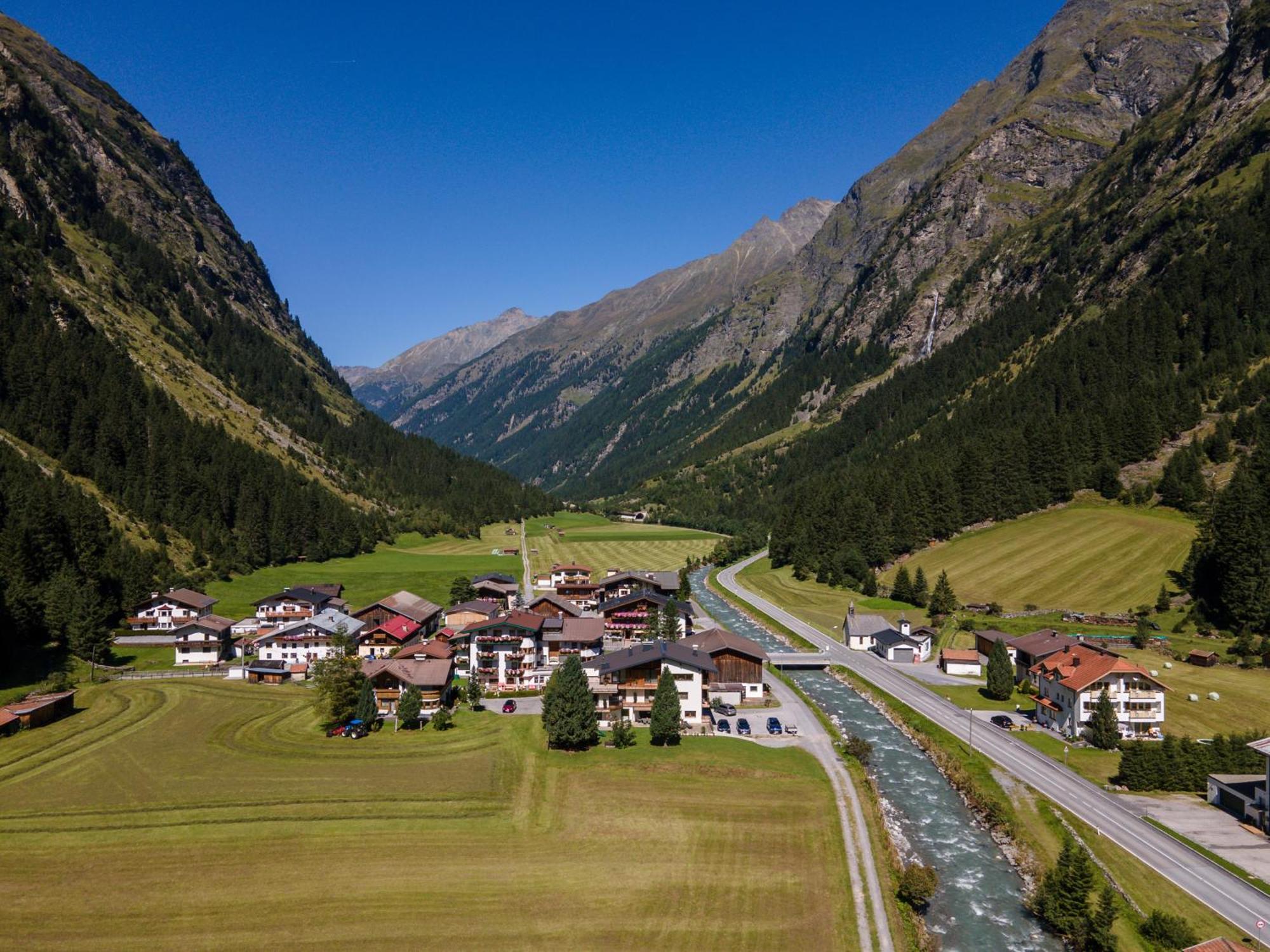 Gletscher-Landhaus Brunnenkogel Санкт-Леонгард-ім-Пітцталь Екстер'єр фото